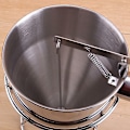 Miniatyrbillede 4 af 4: Håndholdt Hopper Dispenser i Rustfrit Stål til Blæksprutte Pellets Hopper Værktøj Håndblandet Dej Separator