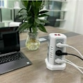 Pikkukuva 2 / 4: Surge ja ylijännitesuojan virtapalkki, sähkövirtapalkki 5 USB-portilla ja 12 pistorasialla, virtapalkki 3 kytkimellä, valkoinen