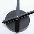 Miniatyrbillede 3 af 5: Stor Sort Enkelt Hånd Vægur Uden Tal, Lang Hånd Urværk med 31,5cm Længde