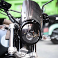 Miniatyrbillede 5 af 5: Motorcykel 7 Tommer Burst Forlygte Trim Ring Dæksel CNC Aluminium Speedometer Måler til R Nine T B