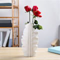 Miniatyrbilde 5 av 5: Keramisk vase fjær bladform blomsterpotte balkong skrivebord ornament soverom stue kontor dekorasjon hvit
