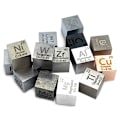 Miniatyrbild 4 av 5: 15-bitars metalliska elementkuber - Densitetskubsats för 1 samling av periodiska systemet - Ren volfram kvadrat (10 mm)