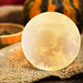 Miniatyrbillede 2 af 5: 3D Månelampe, ALED LIGHT LED Nattelys 3 Farver Touch Luna Lampe, 15cm/5.9inch Diameter, USB Genopladelig Måne Nattelys til Soveværelse Stue