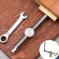 Pikkukuva 5 / 5: Puusepän pöytäpuristin Tenon Head Brass Baffle Ruostumaton teräs Pöytäratchet-lukko Pöytäpuristin 20mm Pöytäkortti