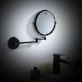 Miniatyrbillede 3 af 4: 8 Tommer Oplyst Væghængt Forstørrings Spejl x10, LED Makeup Spejle med 0,5t Automatisk Frakoblingsfunktion, Drevet af 4 AAA Batterier (Ikke Inkluderet