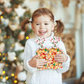 Miniatyrbilde 4 av 5: 100 stk julegaveposer i plast for godteri og kjeks, julegaveposer med vri-bindinger for julefestutstyr (God jul)