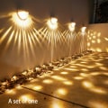 Miniatyrbillede 3 af 5: LED Solcelle Udendørs Have Dekoration Trappe Væglampe Nattelys Hængende Lys Have Hegn Lys Varm Lys