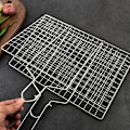 Miniatyrbillede 2 af 4: BBQ Mesh Grill Net af Rustfrit Stål Grill Net Liners Stativ Grill Grill til Camping BBQ Udendørs Picnic Køkken - Lille-DENUOTOP