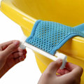 Miniatyrbilde 4 av 4: Mesh Baby Bath Seat Newborn Baby Bathtub Cushion Baby Bath Net T-formet Sklisikker og Sammenleggbar Barnebadematte Egnet for Baby 0-12 Måneder