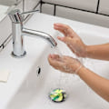 Miniatyrbilde 2 av 5: Sett med 2 Universelle Silikon Sinkpropper for Kjøkkenvask og Vask (Flerfarget)