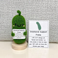Miniatyrbild 3 av 4: 1 st handgjord emotionell stöd inlagd gurka present, emotionell stöd inlagd gurka stickad docka, söt virkning