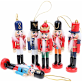 Miniatyrbilde 1 av 5: 6 Stykker Case Clutch Soldat Julepynt Nøtteknekker Tre Soldat 12cm Jule Nøtteknekker Ornament Soldat Dukke for Juletre, C