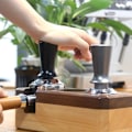 Miniatyrbillede 3 af 5: Kalibreret Tryktamper til Kaffe og Espresso - 304 Rustfrit Stål med 51 mm Fjeder