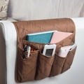Miniatyrbillede 1 af 5: Sengside Organizer med Skridsikker Opbevaringspose til Seng/Sofa/Stol/Armlæn Opbevaringspose (Brun)