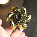Transformable Fidget Spinner i Legert Stål Uttrekkbar Rustning EDC Håndspinner Stresslindrende Roterende Push Slider Leketøy for Voksne