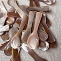 Pikkukuva 3 / 3: REMAKE Helmiäisä 7cm x 2.2cm Kaviaarilusikka (7cm Pyöreä Kahva) 6 kpl