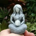 Miniatyrbillede 1 af 5: Månegudinde statue græsk mytologisk figur harpiks skulptur H Gray one size