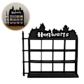 Miniatyrbilde 4 av 8: Trefigurer for filmtema - utstillingsboks for samleobjekter A1