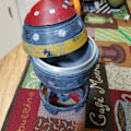 Miniatyrbillede 3 af 7: Ny Mini Nuke Bomb Opbevaringsboks Retro Figur Desktop Decor til Blue one size