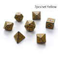 Pikkukuva 1 / 5: Monitahoinen 7-sauvainen veistetty kuviollinen set D4 D6 D8 D10 D% D12 D2 Yellow 7Pcs