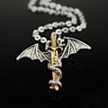 Miniatyrbillede 5 af 5: Rustfrit stål lysende Fly Dragon Sword Pendant Chain Necklac Golden B
