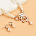 Miniatyrbild 8 av 8: 1 Set Glansigt Falska Pärlor Strass Blomma Brud Halsband Örhängen Silver