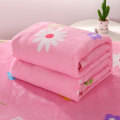 Miniatyrbilde 2 av 5: Flanellteppe Four Seasons Aircondition Fløyelsteppe Sovesal Coral Fleecetrekk Teppe Tynn dyne Hello kitty 200*230cm