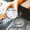Miniatyrbilde 5 av 5: Squid Game cookiepanne honeycomb koreansk stål leketøy for barn svart