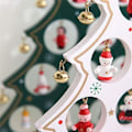 Miniatyrbild 3 av 5: Julgransdekorationer i trä, bordsdekoration