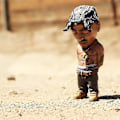 Miniatyrbild 2 av 3: Rapper hyllningshartsstatyett Minis Ornts R Tupac