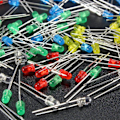 Miniatyrbillede 3 af 5: 500 stk. 3mm LED-lys Hvid Gul Rød Blå Grøn DIY Diode Assorteret