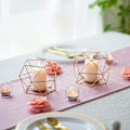 Miniatyrbillede 2 af 7: Sæt med 2 Gyldne Lysestager i Geometrisk Design