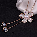 Miniatyrbilde 2 av 3: Mote-kjede med fem blader, blomster og frynser - allsidig klesplagg rose gold
