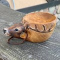 Miniatyrbild 2 av 2: Handgjord Träkopp - Djurform - Portabel Drickkopp för Camping - Hjort