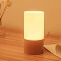 Miniatyrbillede 1 af 6: Lille LED bordlampe i træ, natlampe til soveværelset