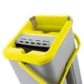 Miniatyrbilde 2 av 4: Gulvmopp og bøtte med separate rom