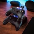 Pikkukuva 3 / 3: Kaksoislatausasema Xbox One -ohjaimille
