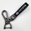 Miniatyrbilde 1 av 5: Lærnøkkelring for bil og sykkel i metall | Slitesterk nøkkelring | Sølv nøkkelring og krokbeslag Sølvbeslag Silver Hardware Toyota