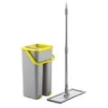 Miniatyrbilde 1 av 4: Gulvmopp og bøtte med separate rom