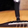 Miniatyrbilde 6 av 6: Gitarstrengviklerverktøy 3-i-1 Multifunksjonelt Gitarverktøy Strengkutter Gitarstrengstiftfjerner Gitarbrostiftfjerner (Svart)[GKS]