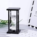 Miniatyrbillede 2 af 5: 20 Minutters Timeglas Hvidt Sand Timer Træ Sort Stand Timeglas Ur til Kontor Køkken Indretning Hjem - 20min Hvidt Sand
