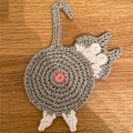 Miniatyrbillede 11 af 11: Juletræsformet Kattehus Hule Seng Blød Tipihus Varm Katteseng Kattepote Brik Funny Håndlavet Hæklet Kop Måtte Skridsikker Kop Måtte Housewarmin Dark Grey A