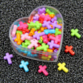 Miniatyrbillede 2 af 5: 100 stk. Blandede Farver Chunky Akryl Kors Perler Hængende Charms til Halskæde