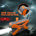 Pikkukuva 3 / 7: 10000mAh Dynamo-hätäradio - Aurinkoenergialla toimivat dynamo-radiot, retkeilytarvikkeet, selviytymisvarusteet - Täydellinen orange color