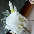 Miniatyrbillede 3 af 11: Kunstig Calla Lily Boutonniere Brudgom Brudesvend Bryllup Blomst Corsage Brosche