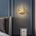 Miniatyrbillede 3 af 4: Guld Krone Væglampe Metal Krystal Moderne Sengelampe til Soveværelse Velegnet til Stue Dekoration