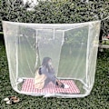 Miniatyrbillede 3 af 5: 1 sæt Bærbar Sommer Camping Myggenet Slidstærkt Let Hvid Mesh Firkantet Foldbart Myggenet (200*180*200cm)