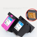 Pikkukuva 7 / 11: Kello USB-C 4-nastainen latauskaapeli Quatix 5 Swim 2/Instinct -kelloille