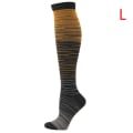 Miniatyrbilde 1 av 8: Strumpa Gradient Kompresjon Blandad Färg Tryck Mid-tubeSpor A8 ONESIZE A8 ONESIZE