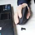 Miniatyrbilde 4 av 5: Ergonomisk vertikal mus 2.4G trådløs høyre-venstre hånd datamus A2